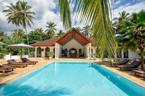 Garden Beach Villa