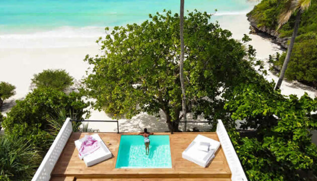 Upendo Beach Suites - Priya private rooftop